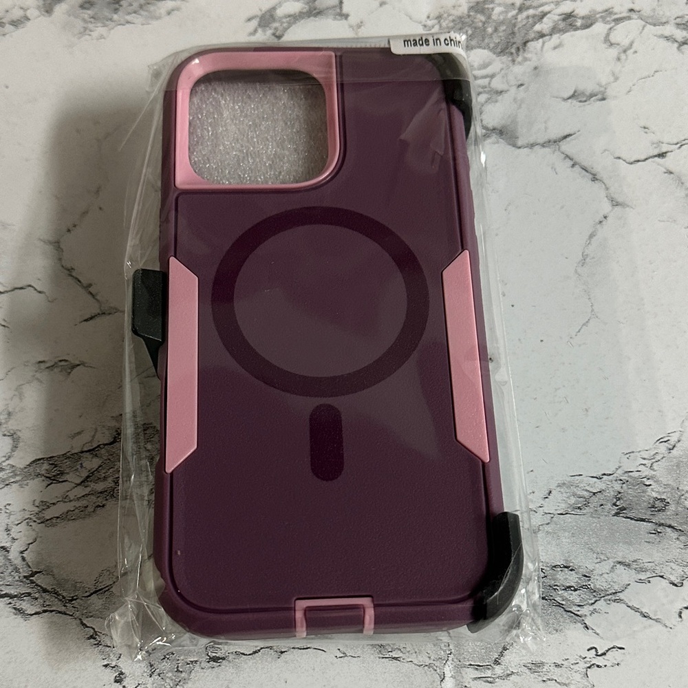 I Phone 16 Promax Cases Magnetic Double Protection Though Durable - Picture 9 of 13